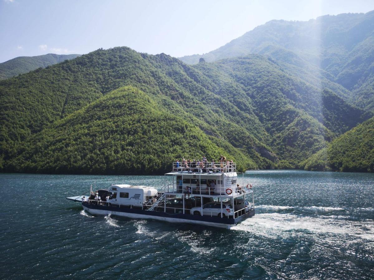 Rozafa Ferry & Accommodation Koman Exterior foto